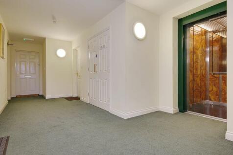 2nd Floor Communal Landing