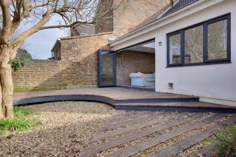 Garden/Decking