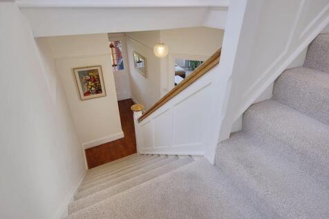 Stairs/Landing