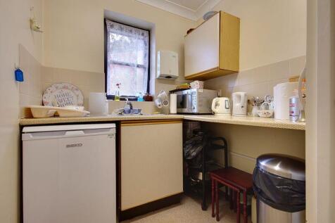 Communal Lounge/Kitchenette