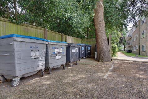 Rear External (Communal Bin Store) 