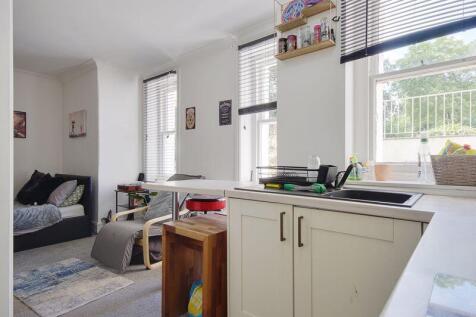 Kitchen/Breakfast/Dining