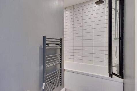 Bedroom One En-Suite