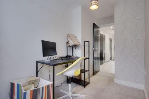 Bedroom Five/Office