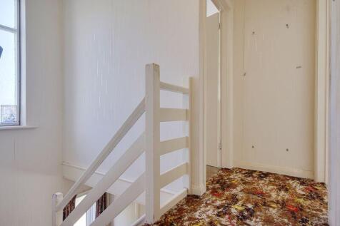 Stairs/Landing