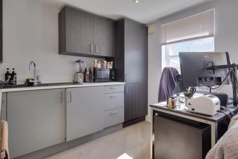 OP Kitchen/Living