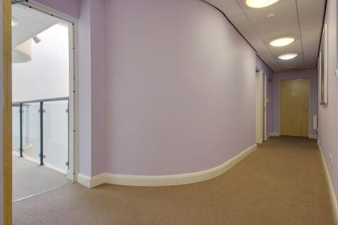 Communal 2nd Floor Landing