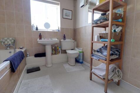 Bath/Wet Room
