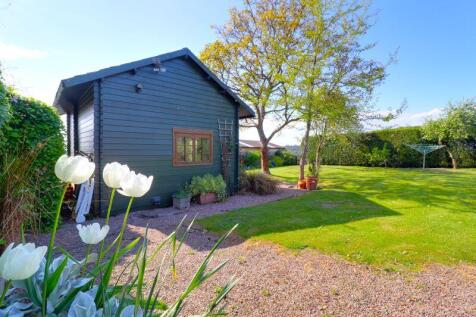 Wendy House Garden