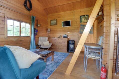 Wendy House Lounge