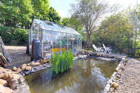 Pond/Seating Area
