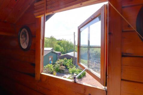 Views From Wendy House