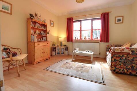 Sitting/Dining Room