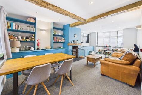 Lounge Diner