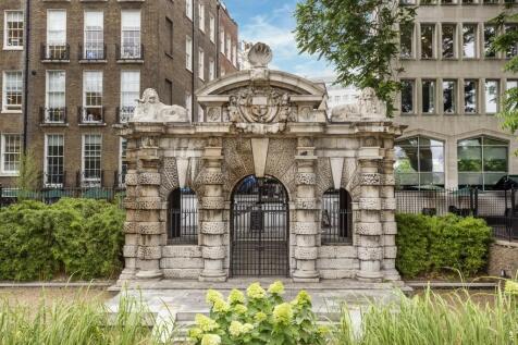 Embankment Garden...