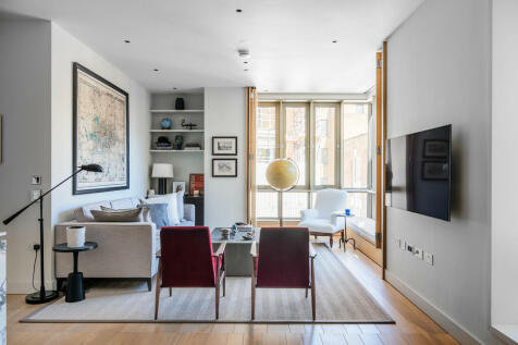 Floral_Court_11