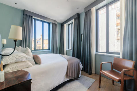 Floral_Court_07