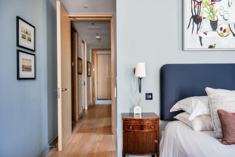 Floral_Court_19