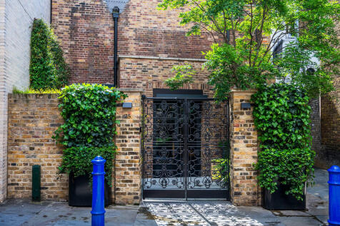 Floral_Court_29