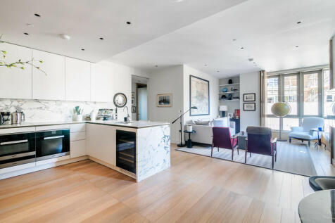 Floral_Court_01