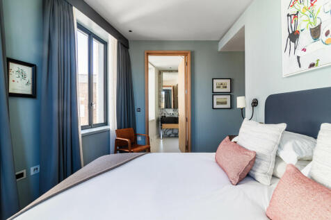 Floral_Court_37