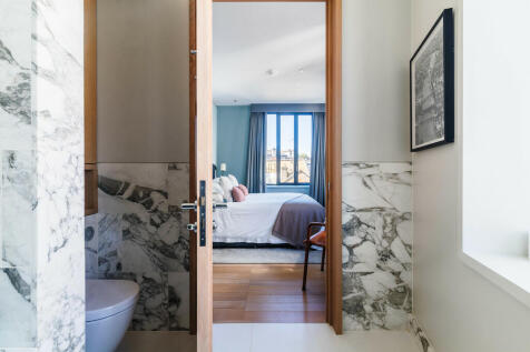 Floral_Court_39
