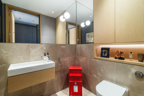 Floral_Court_42