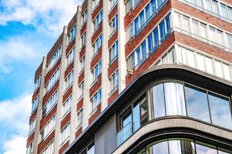 Stirling_Court_14