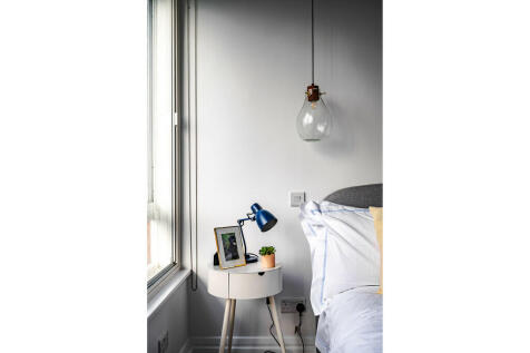 Stirling_Court_11...