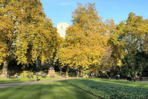 Victoria Embankme...
