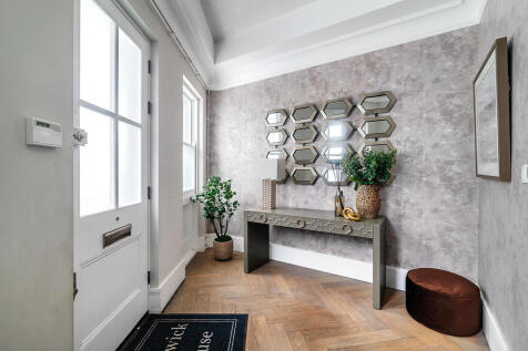 Warwick_House_44