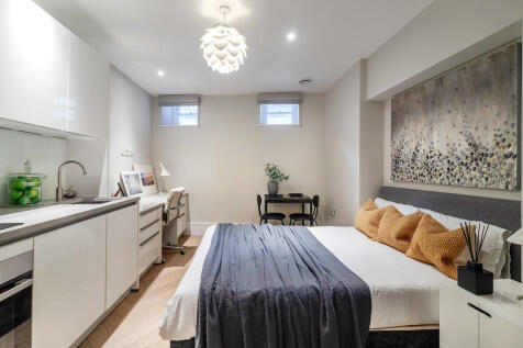 Warwick_House_47