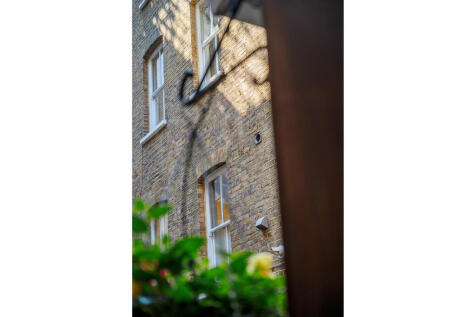 Garrick_Street_19...