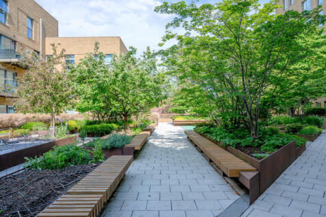 Victory_Place_44
