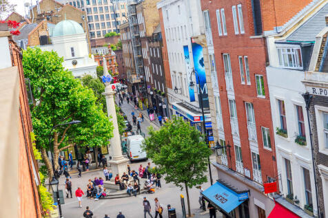 Earlham_Street_07