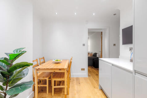 Betterton_House_0...