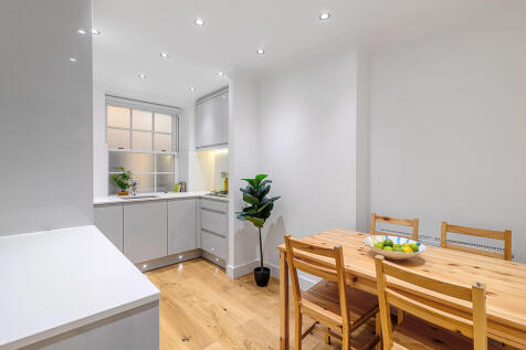 Betterton_House_0...