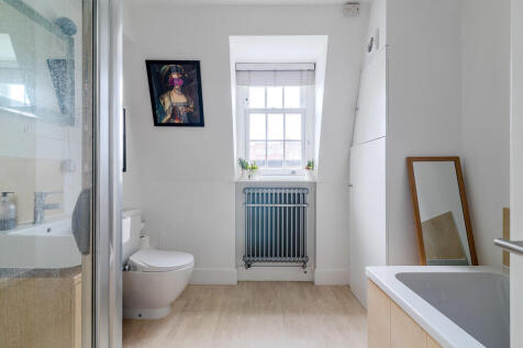 Cranbourn_Street_...