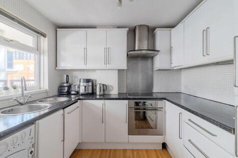 Dudley_Court_07