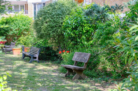 Dudley_Court_14