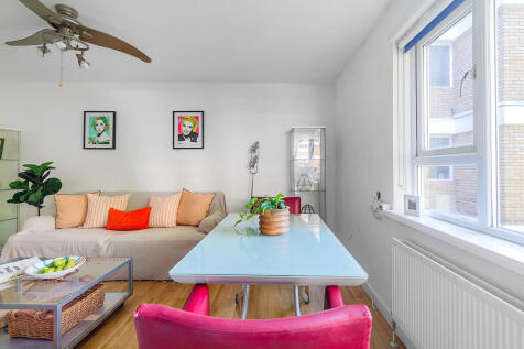 Dudley_Court_04