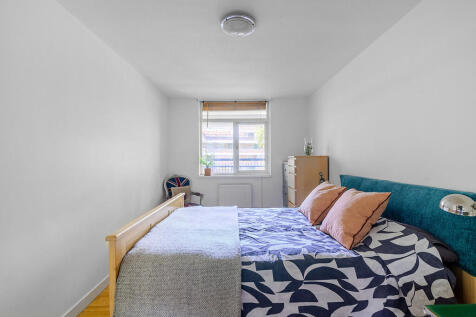 Dudley_Court_06
