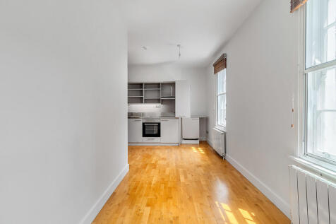 Lowndes_Court_02