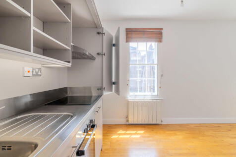 Lowndes_Court_03