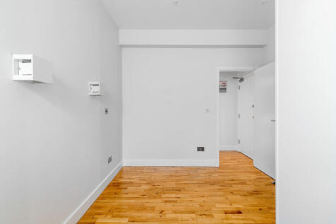 Lowndes_Court_05