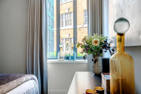 101_Floral_Court_...