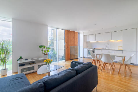 Trundle_Street_02