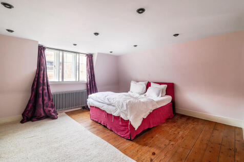 Earlham_Street_05