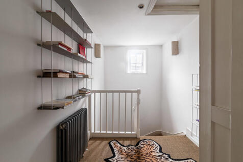 Earlham_Street_10