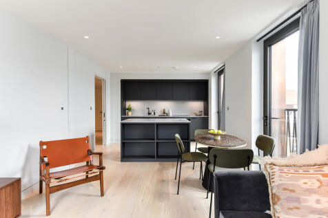 10 Carnaby Lofts-...